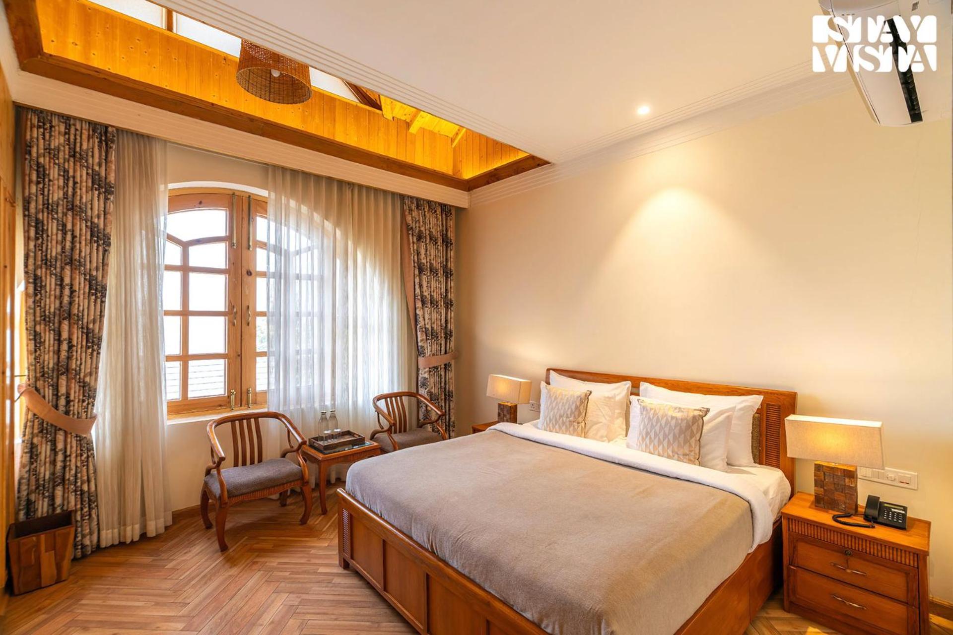 Stayvista At Sylvana Villas With Lawn, Bbq And Jacuzzi Kasauli Exterior photo