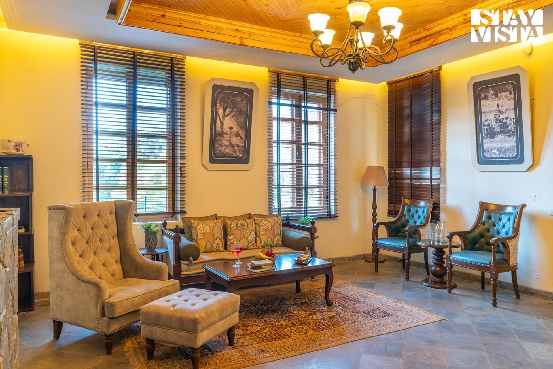Stayvista At Sylvana Villas With Lawn, Bbq And Jacuzzi Kasauli Exterior photo