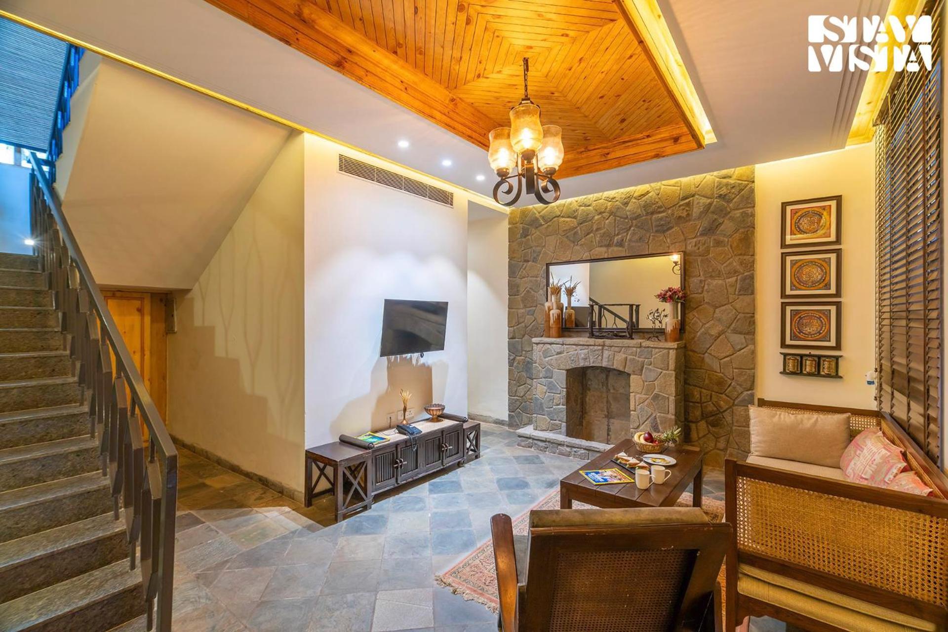 Stayvista At Sylvana Villas With Lawn, Bbq And Jacuzzi Kasauli Exterior photo