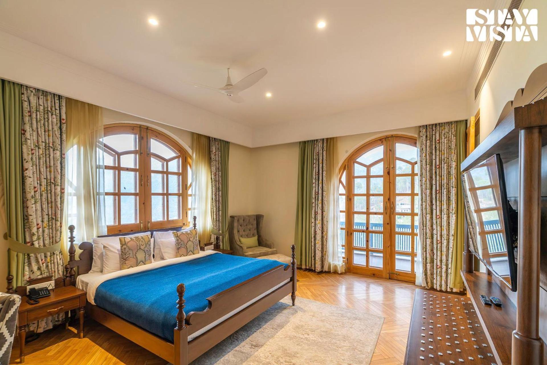 Stayvista At Sylvana Villas With Lawn, Bbq And Jacuzzi Kasauli Exterior photo
